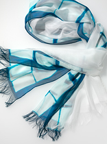 5226 Scarf with fringes